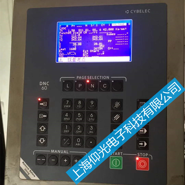 專(zhuān)業(yè)維修瑞士斯伯克CYBELEC數(shù)控折彎?rùn)C(jī)DNC800顯示屏修理